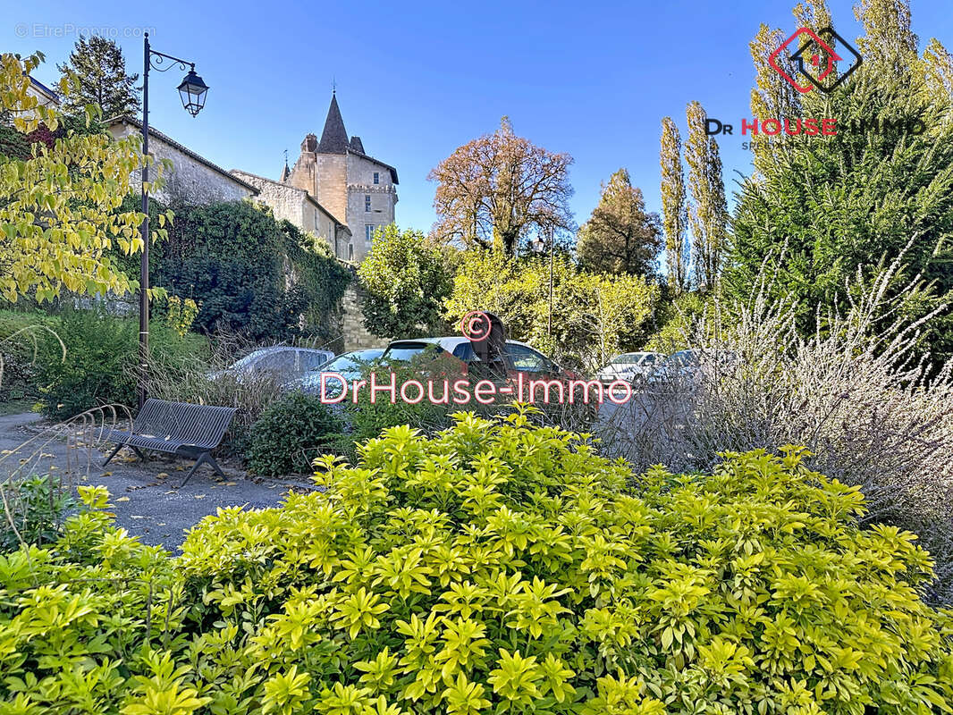 Maison à CHATEAU-L&#039;EVEQUE