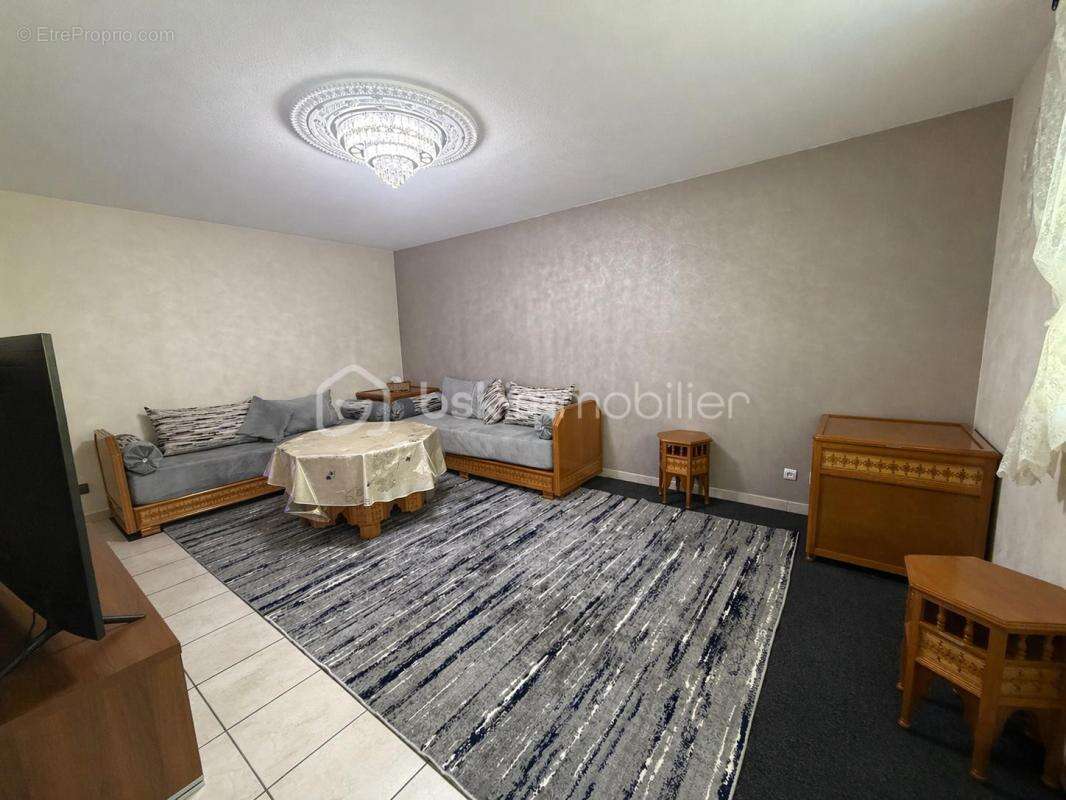 Appartement T4 lumineux avec balcon, au calme et sans travaux - photo 4