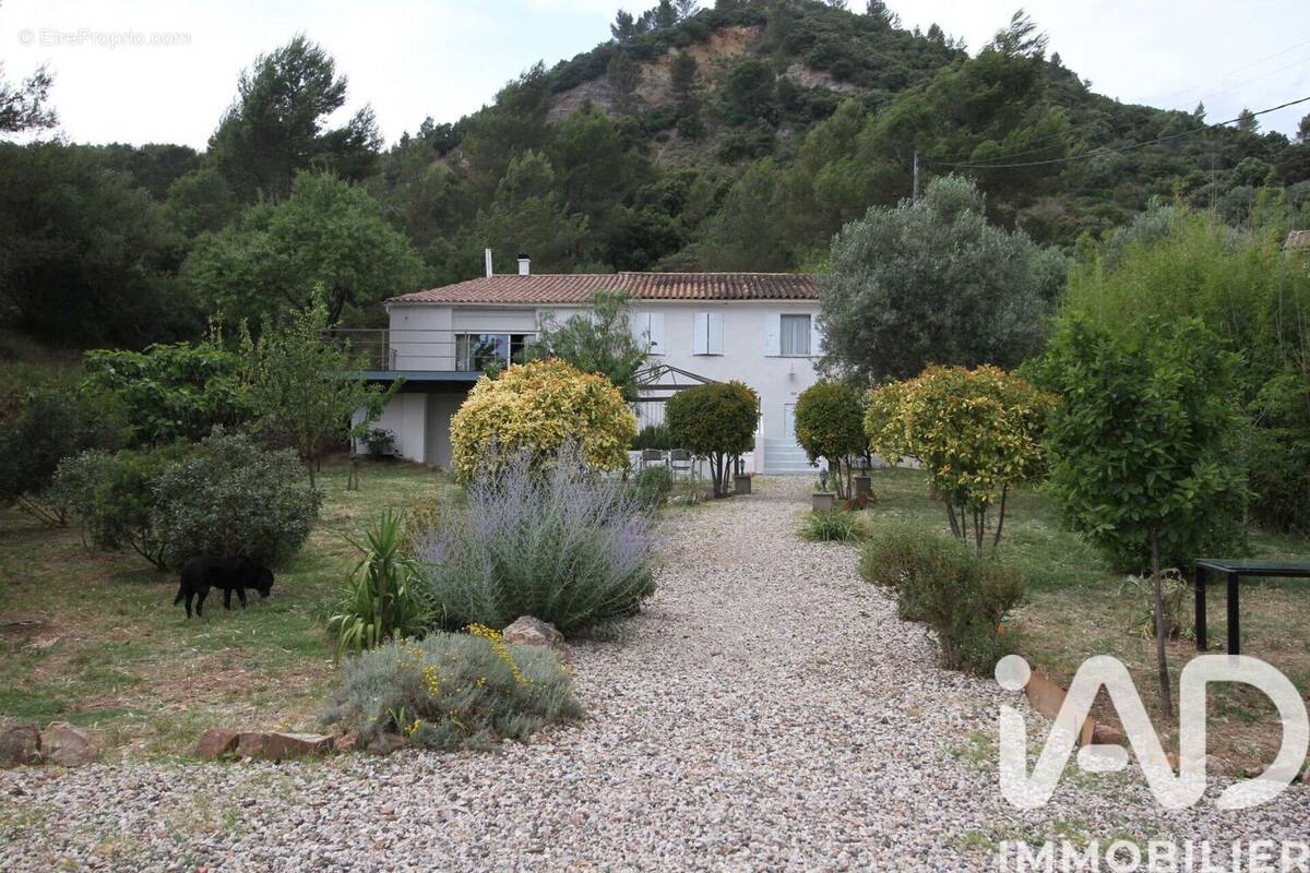 Photo 1 - Maison à GONFARON