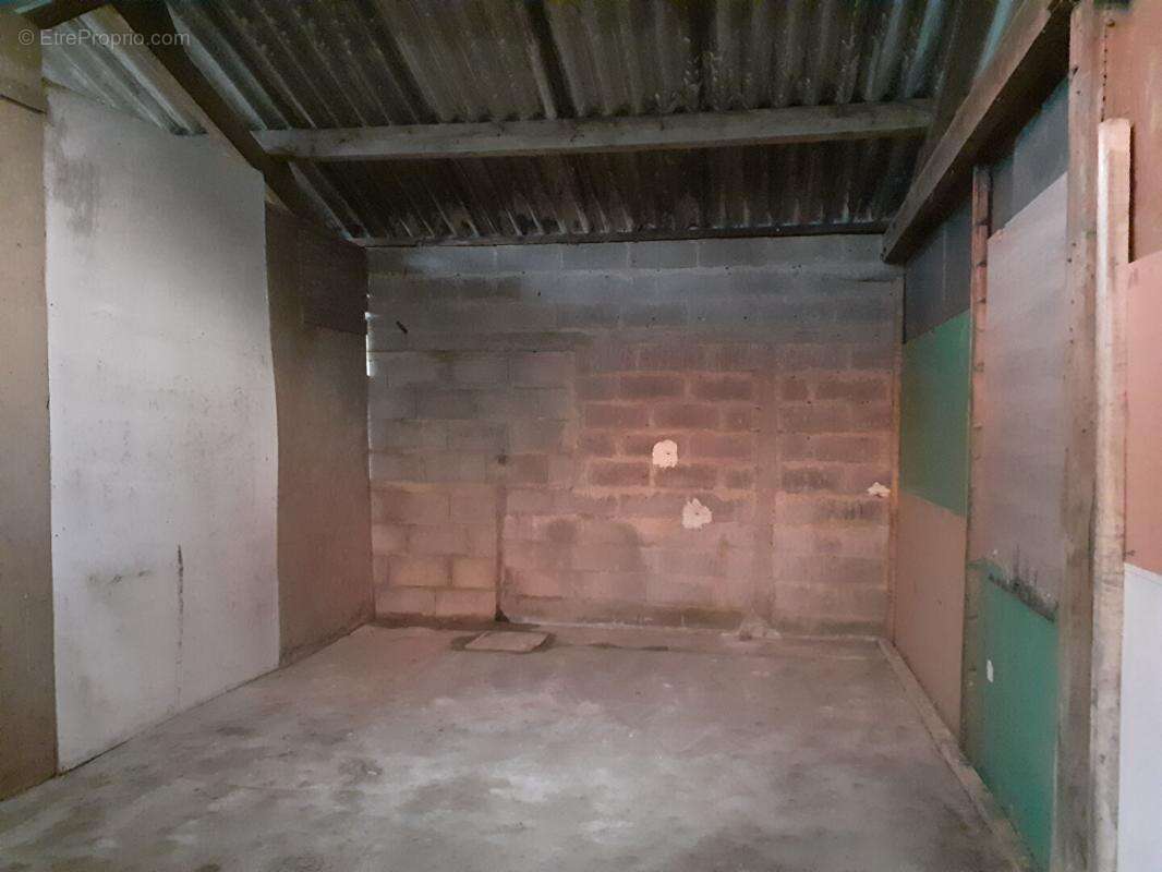 Parking à CLEFS
