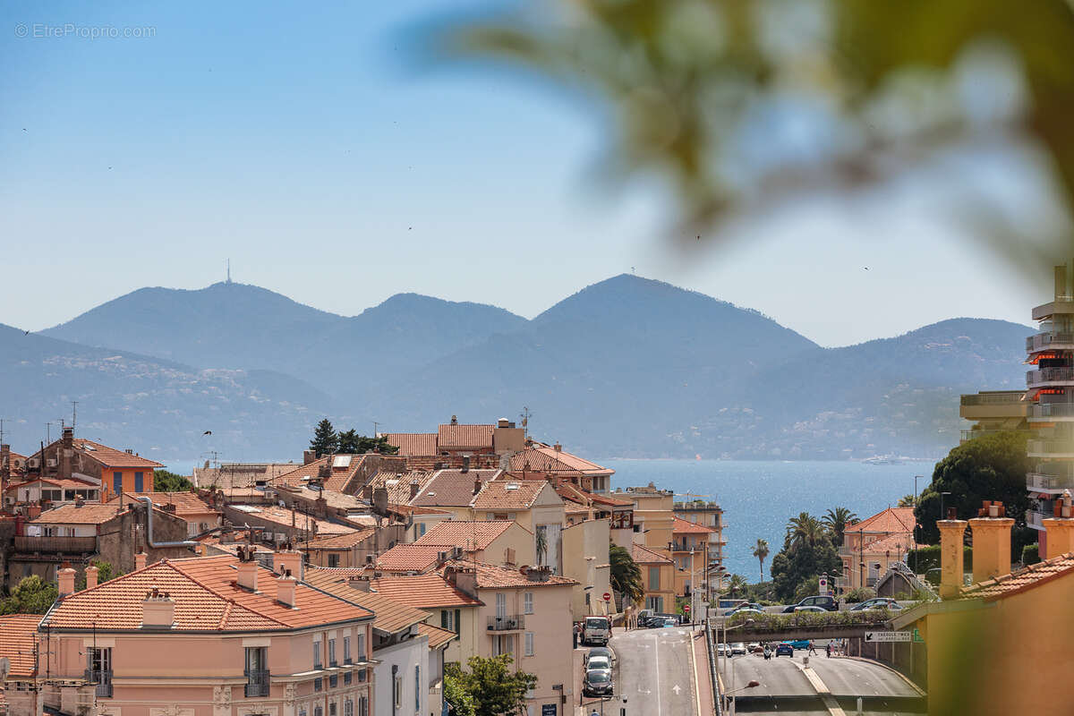 Appartement à CANNES