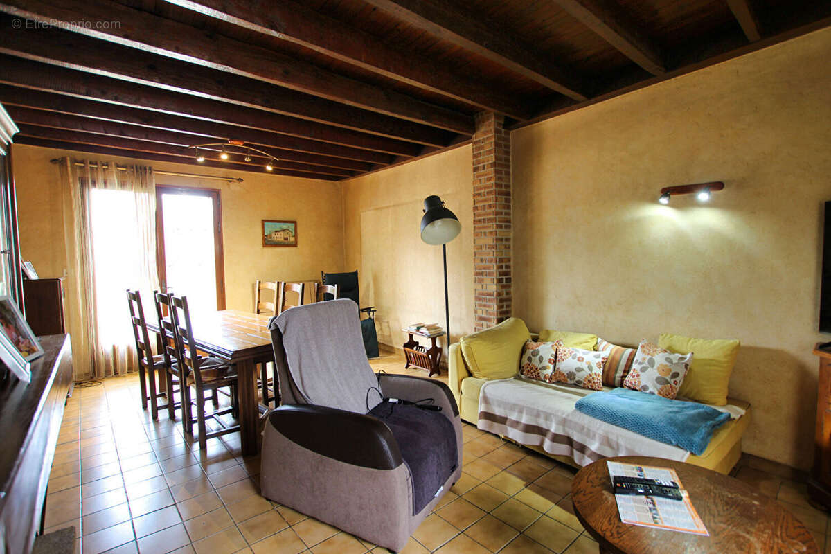 Maison à SAINT-PRIEST