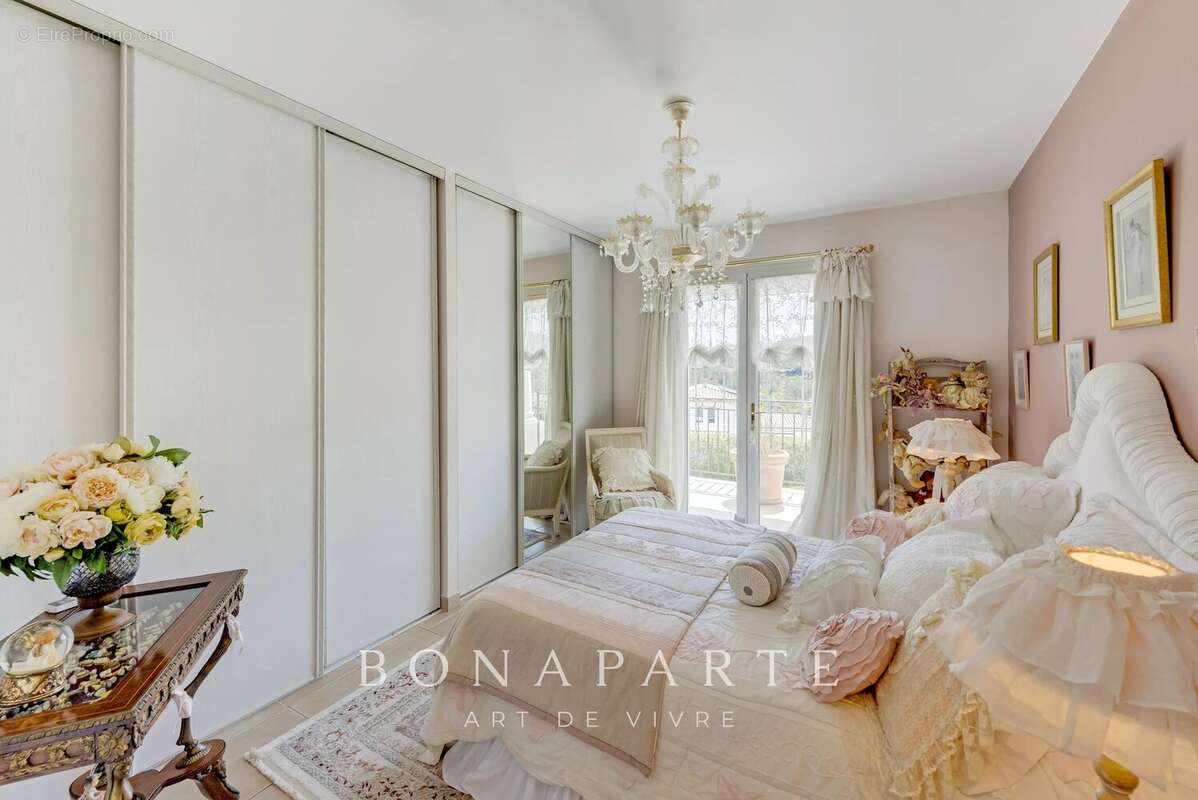 Maison à SAINT-RAPHAEL