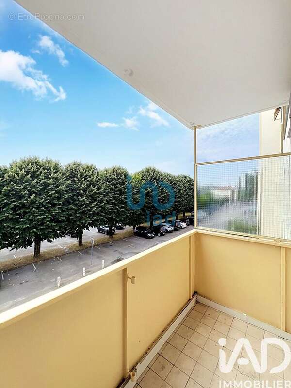 Appartement 73 m² à Brou-Sur-Chantereine  - photo 4