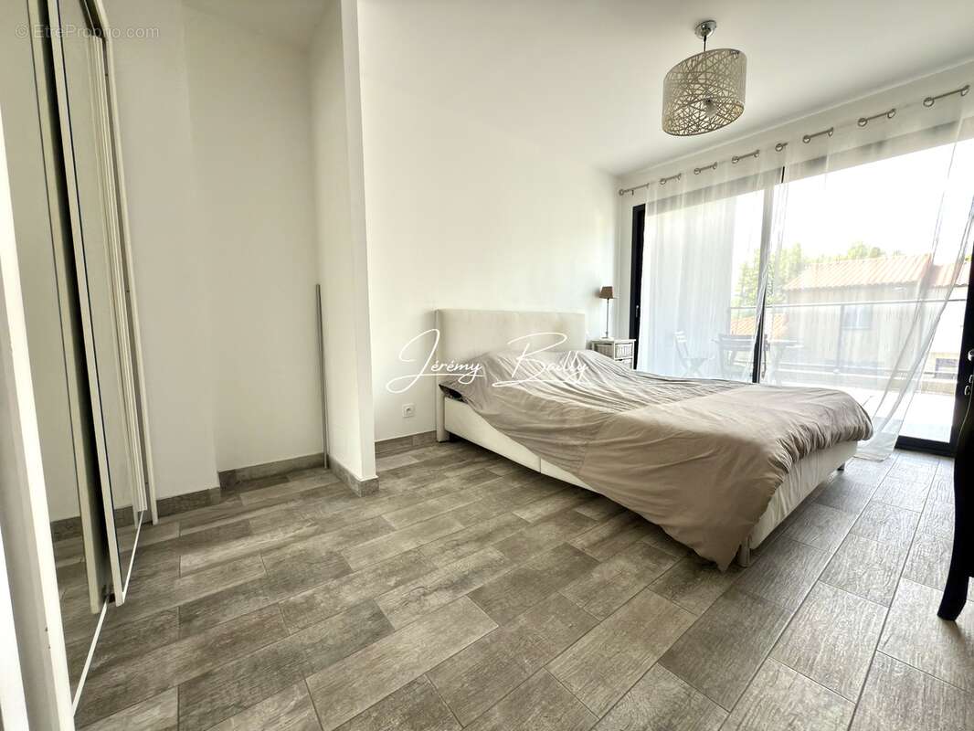 Maison à SAINT-ESTEVE