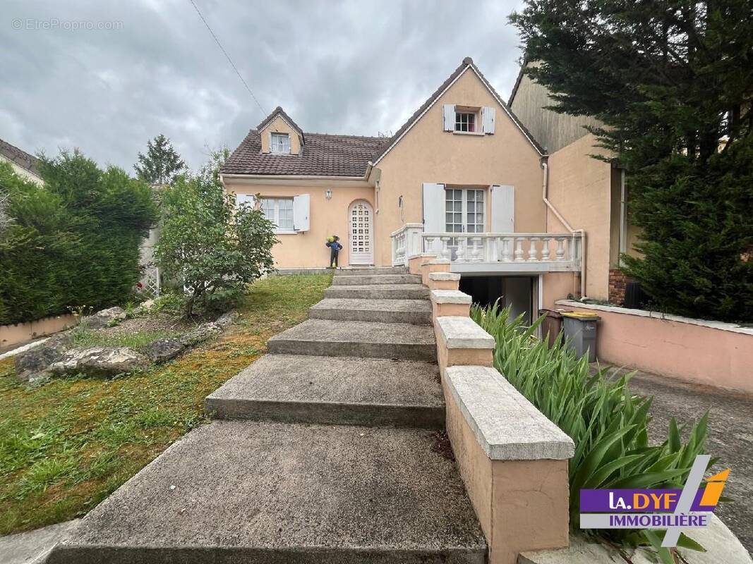 Maison à VILLEPARISIS