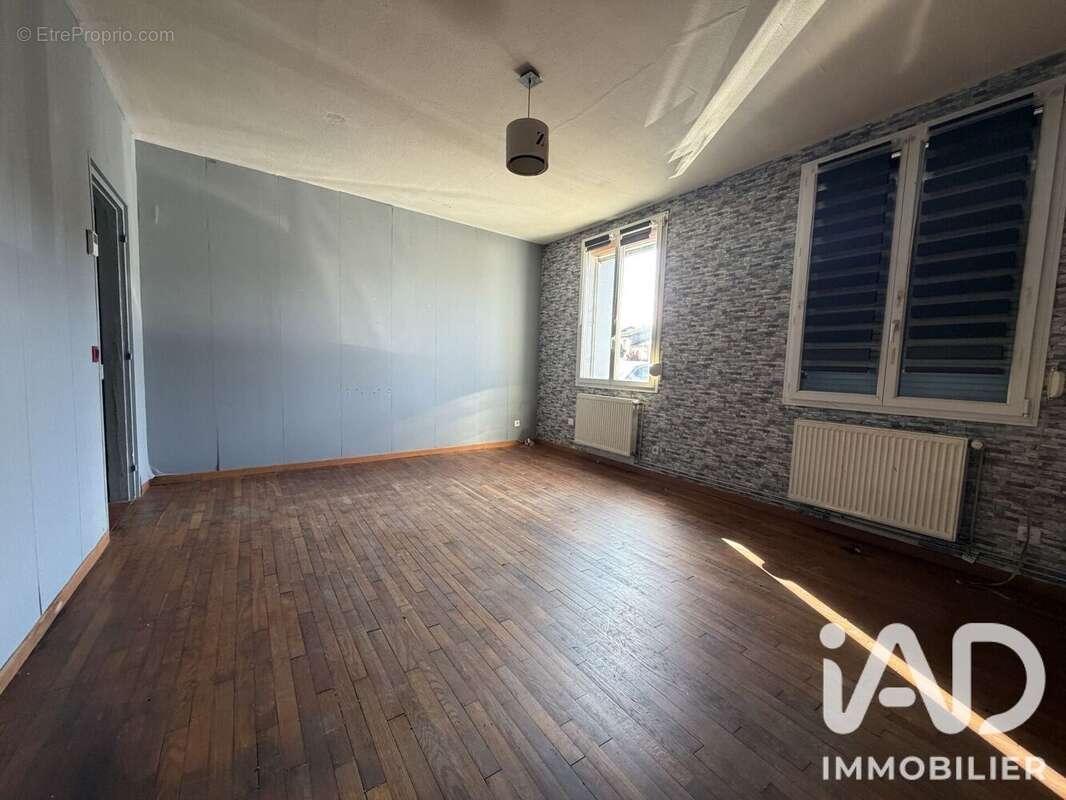 Maison 123 m² à Val-De-Bride  - photo 4