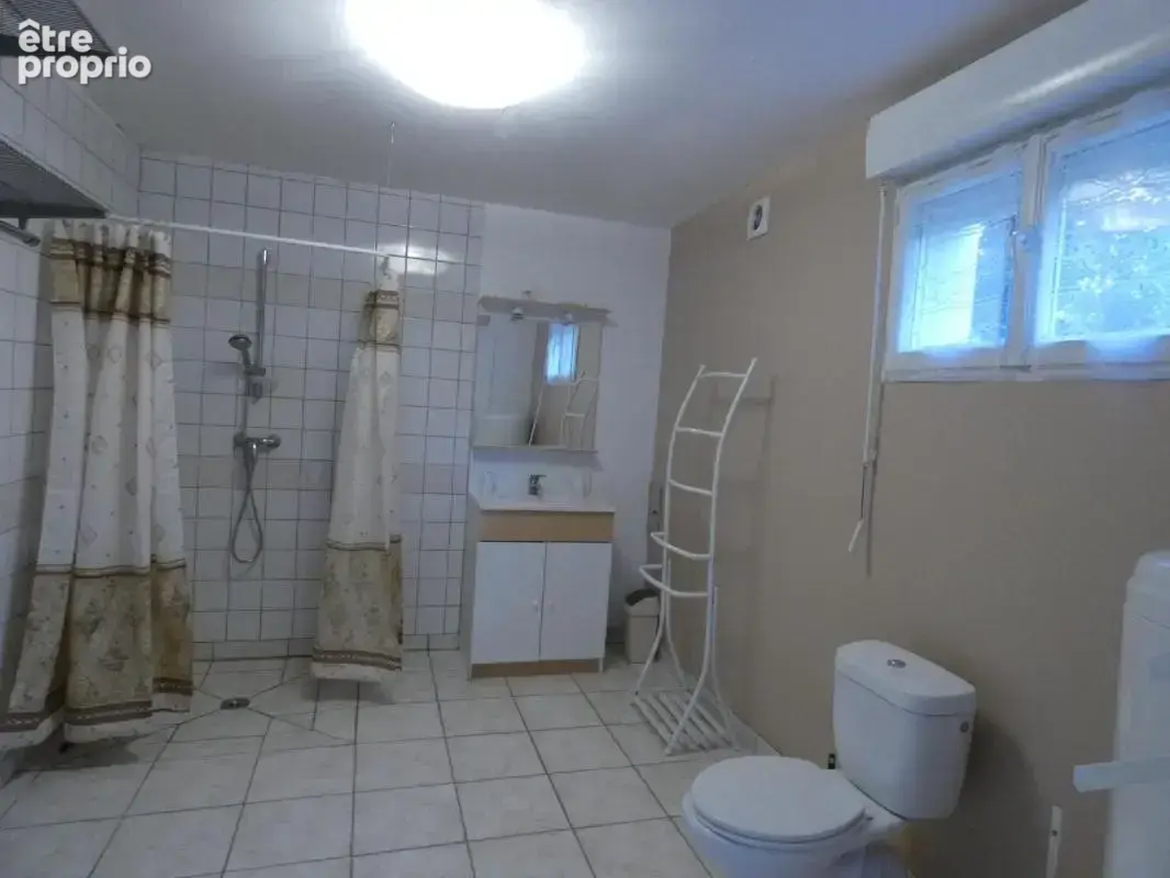 Ecouves-Radon,propriété au calme près centre bourg - photo 11