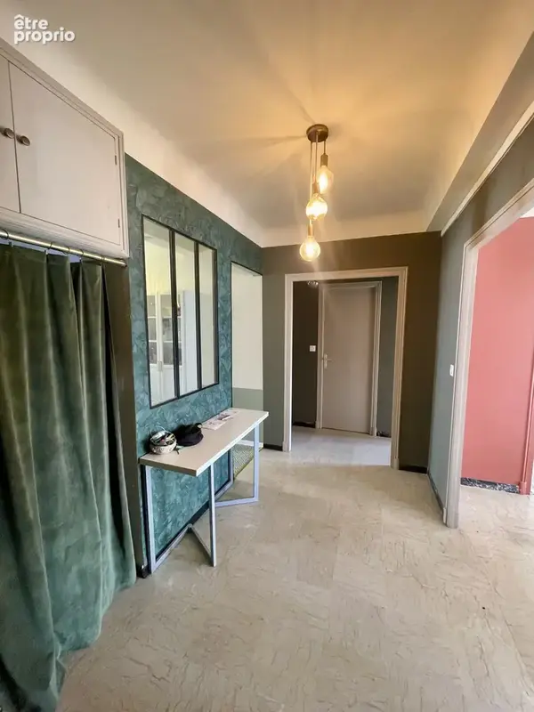 Appartement F3 La Lunette 81 m2 avec balcons, parking et cave - photo 2