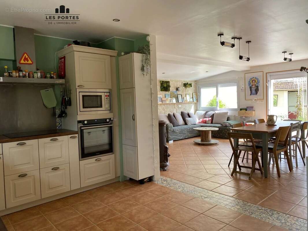 Maison à MILLY-LA-FORET