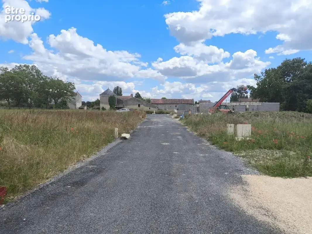 Terrain à bâtir- lot14- MIGNE AUXANCES - photo 5