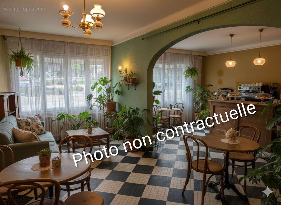 Maison à LE MAYET-DE-MONTAGNE