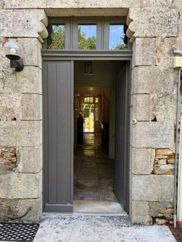 Maison à COUHE