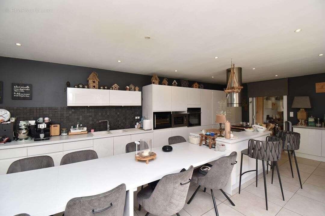 Maison 250 m² à Cambrai  - photo 6