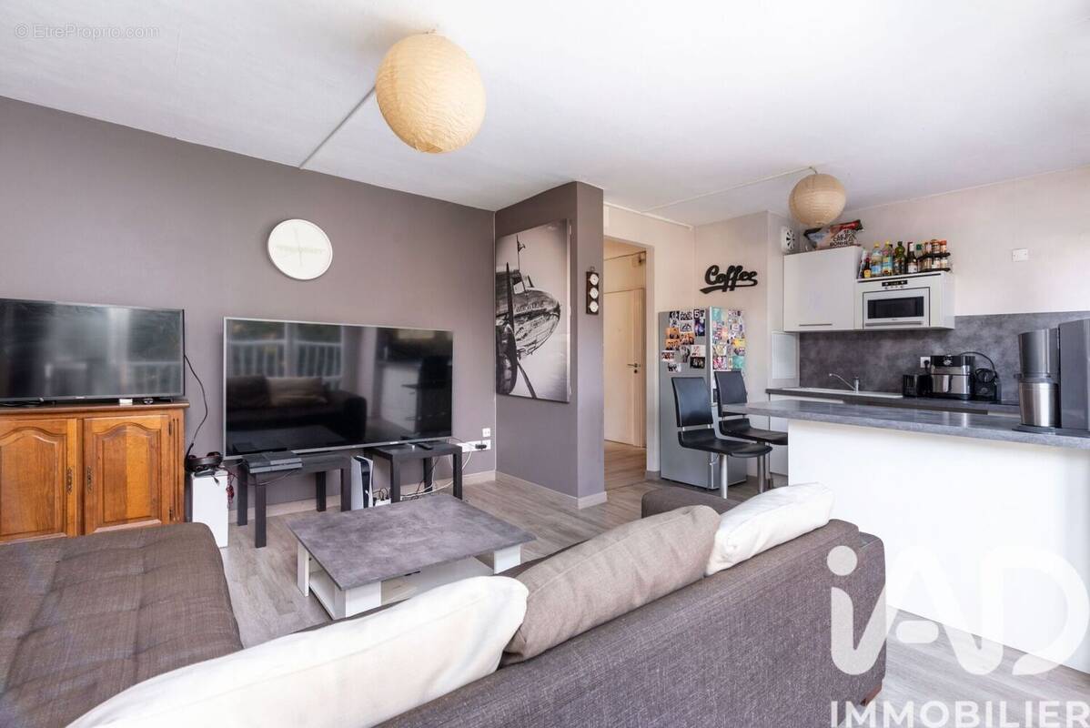 Photo 1 - Appartement à TASSIN-LA-DEMI-LUNE