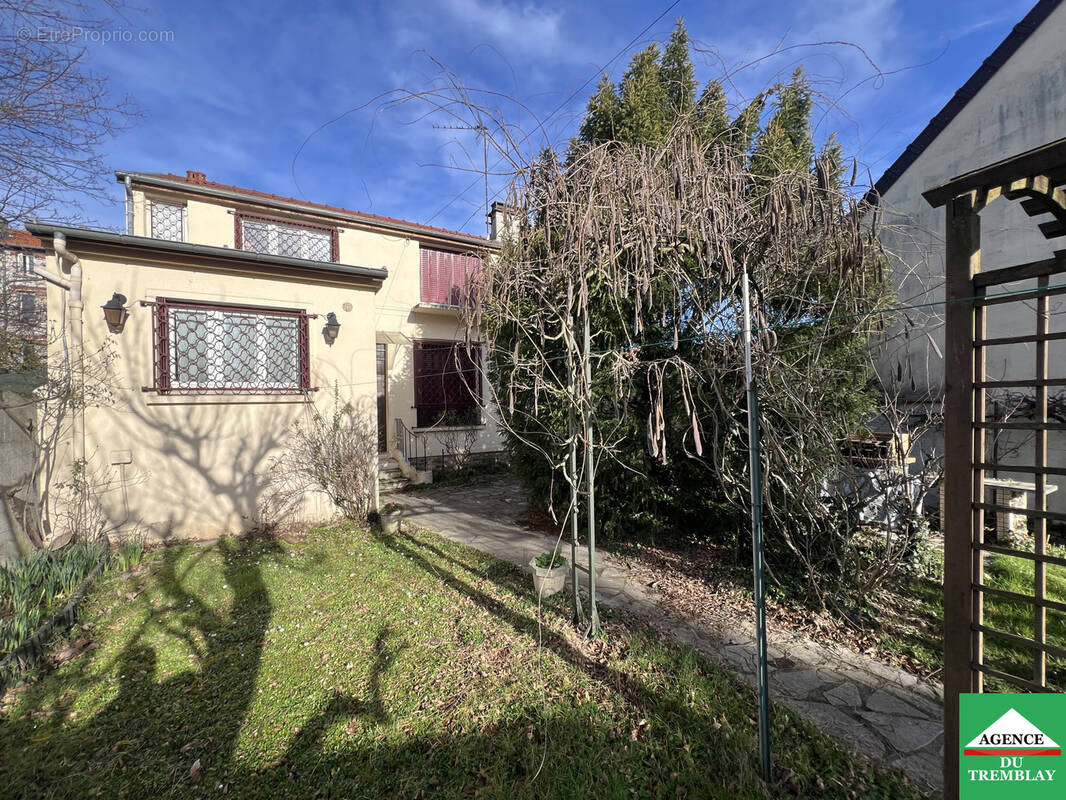 Maison à CHAMPIGNY-SUR-MARNE