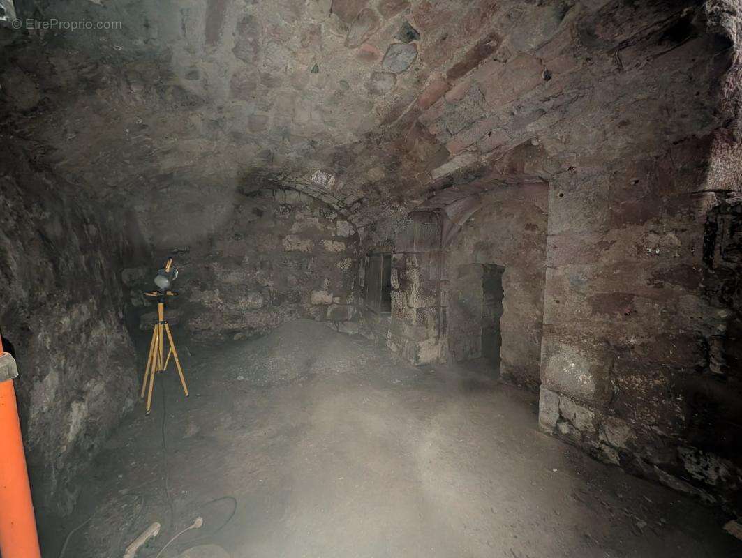 Maison à VILLECOMTAL