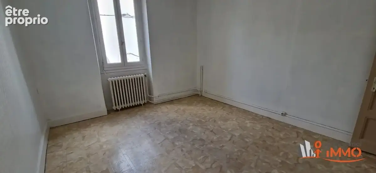Maison de ville de 125m² (divisible en 3 appartements) - photo 10