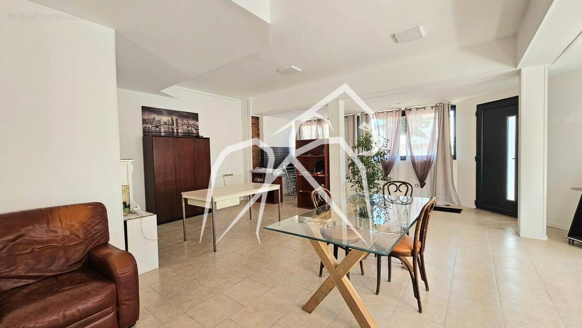 Appartement à SOTTEVILLE-LES-ROUEN