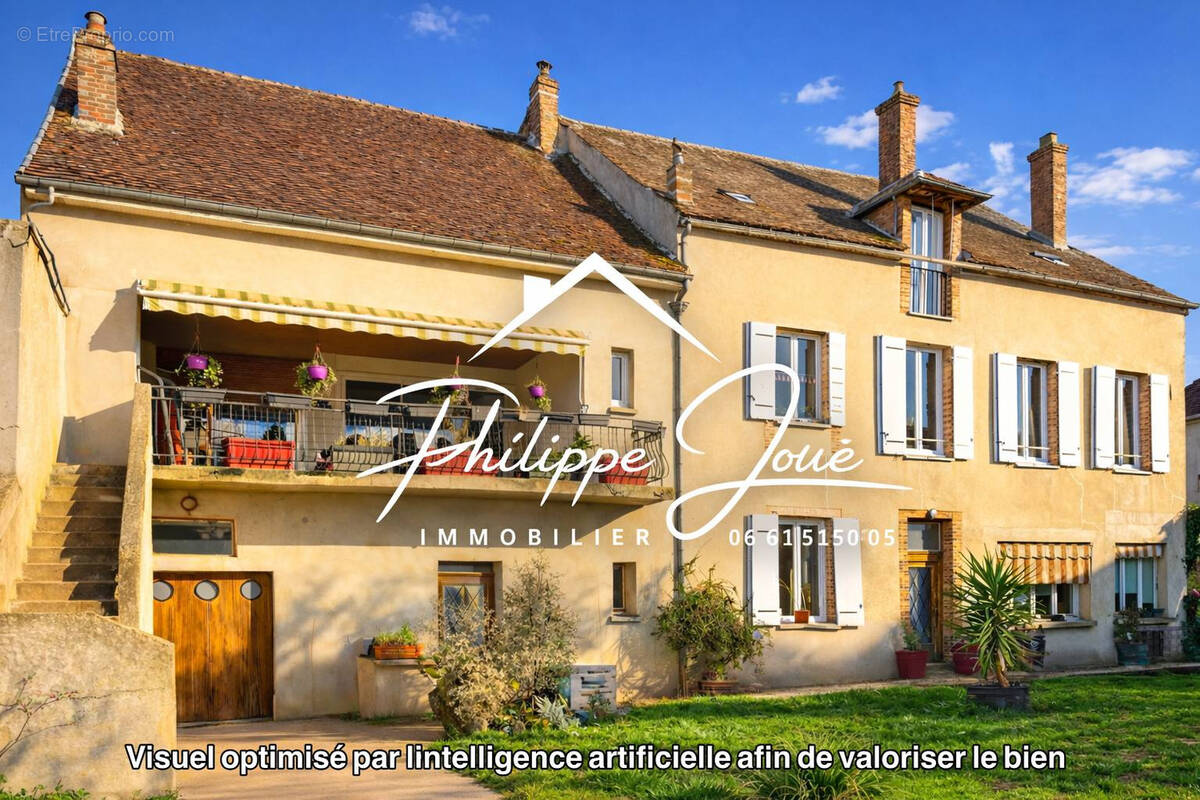 Maison à VILLENEUVE-L'ARCHEVEQUE