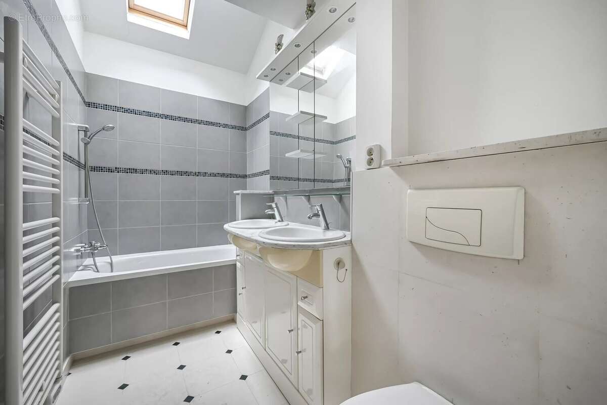 Maison à RUEIL-MALMAISON