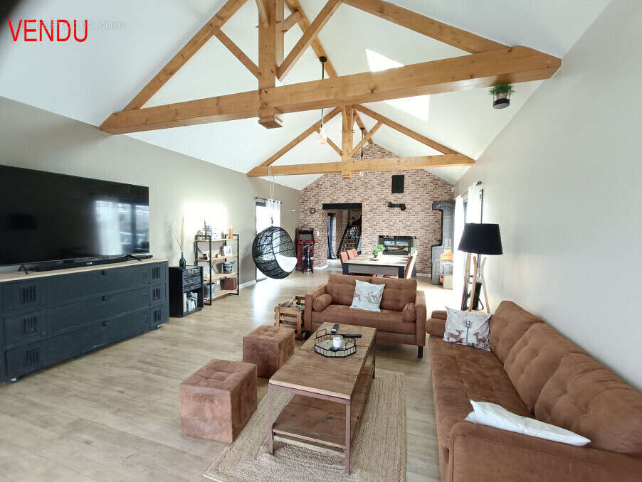 Maison à SAINTE-RADEGONDE