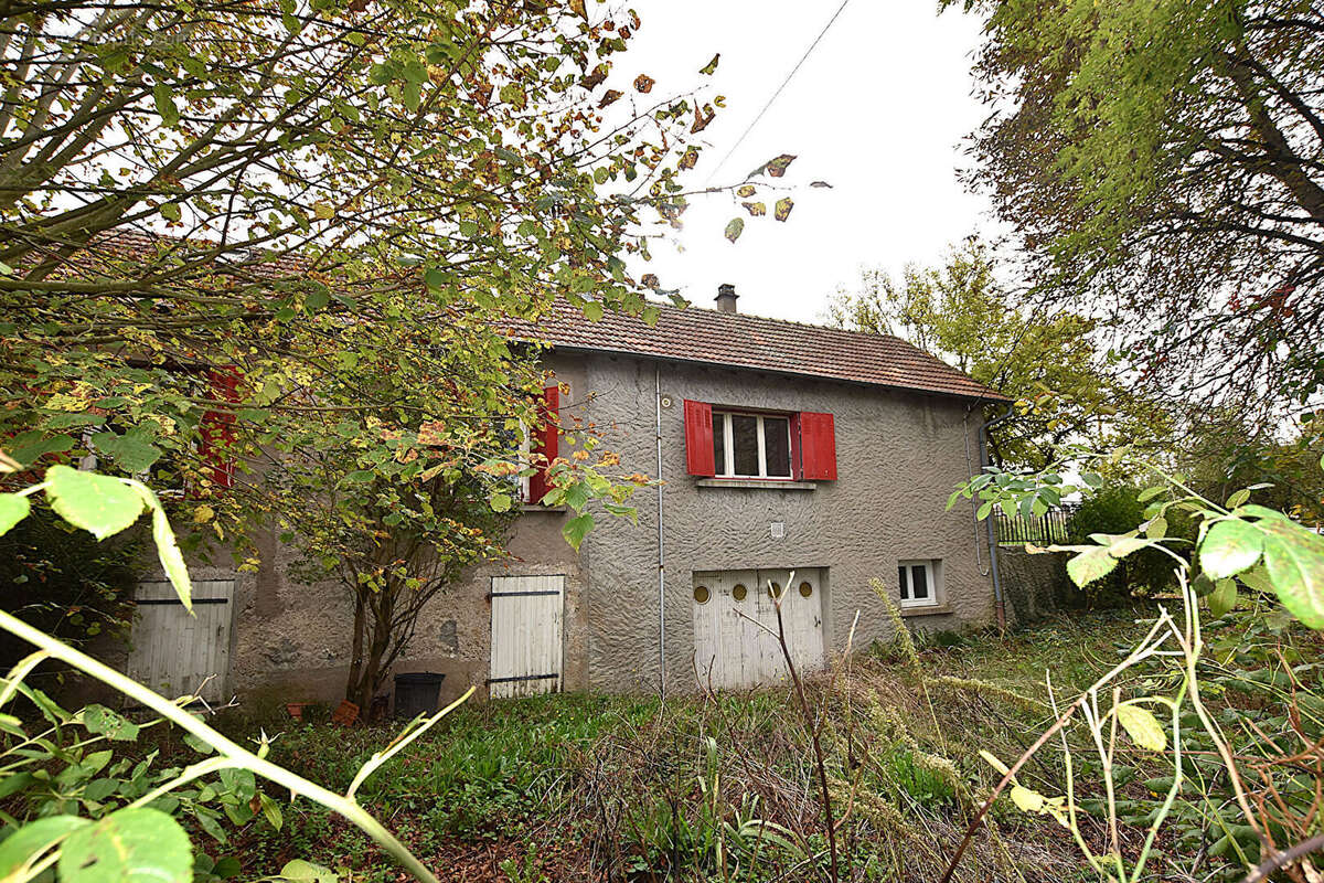 Maison à TREZELLES