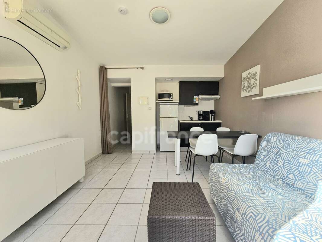 A vendre maison de vacances traversante de 31m2, dans une résidence en bord de mer avec piscines, activités et restaurant à Cast - photo 4