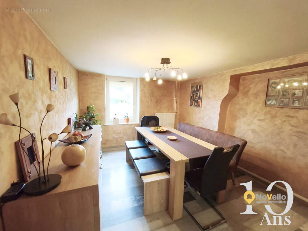 Maison à HOMBOURG-HAUT