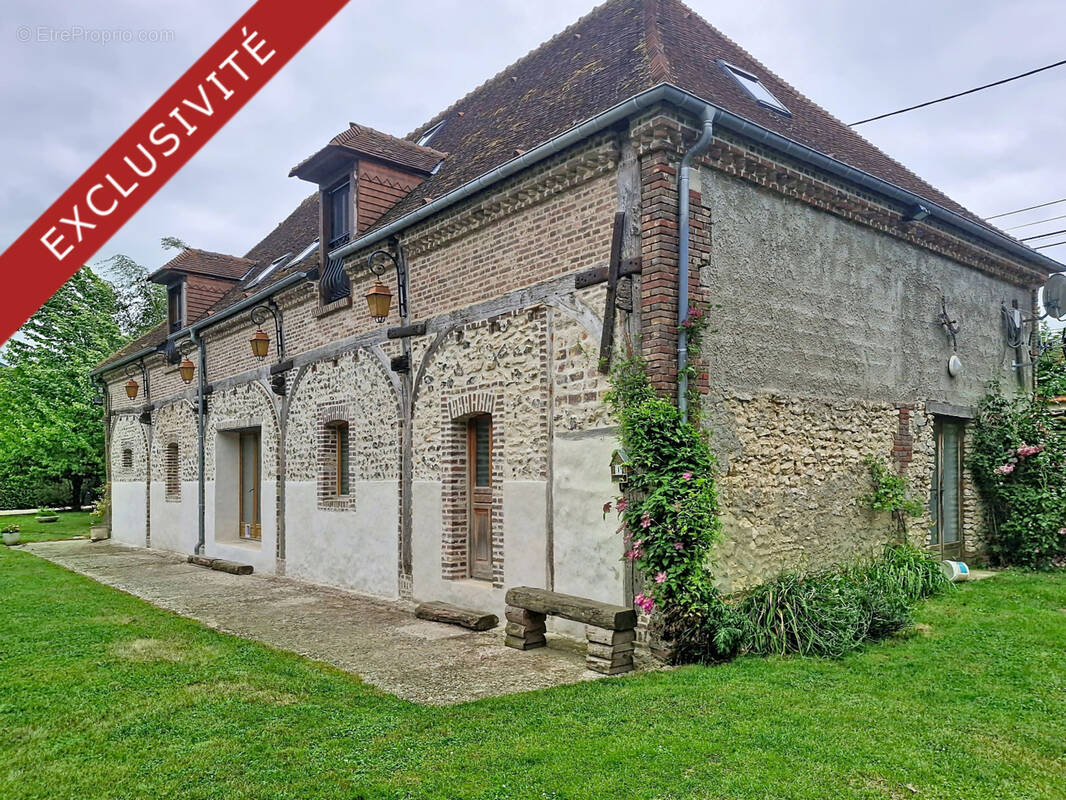 Maison à SAINT-CLAIR-SUR-EPTE