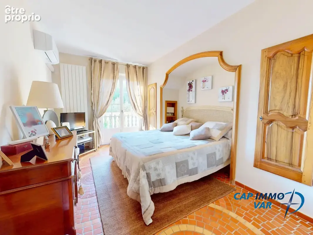 Maison 5 pièces 158 m² à vendre à Sanary-Sur-Mer (83110) - photo 8