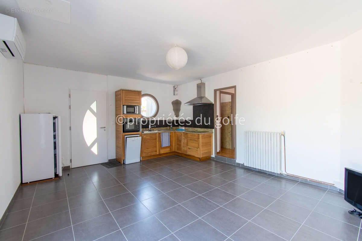 Maison à BALARUC-LE-VIEUX