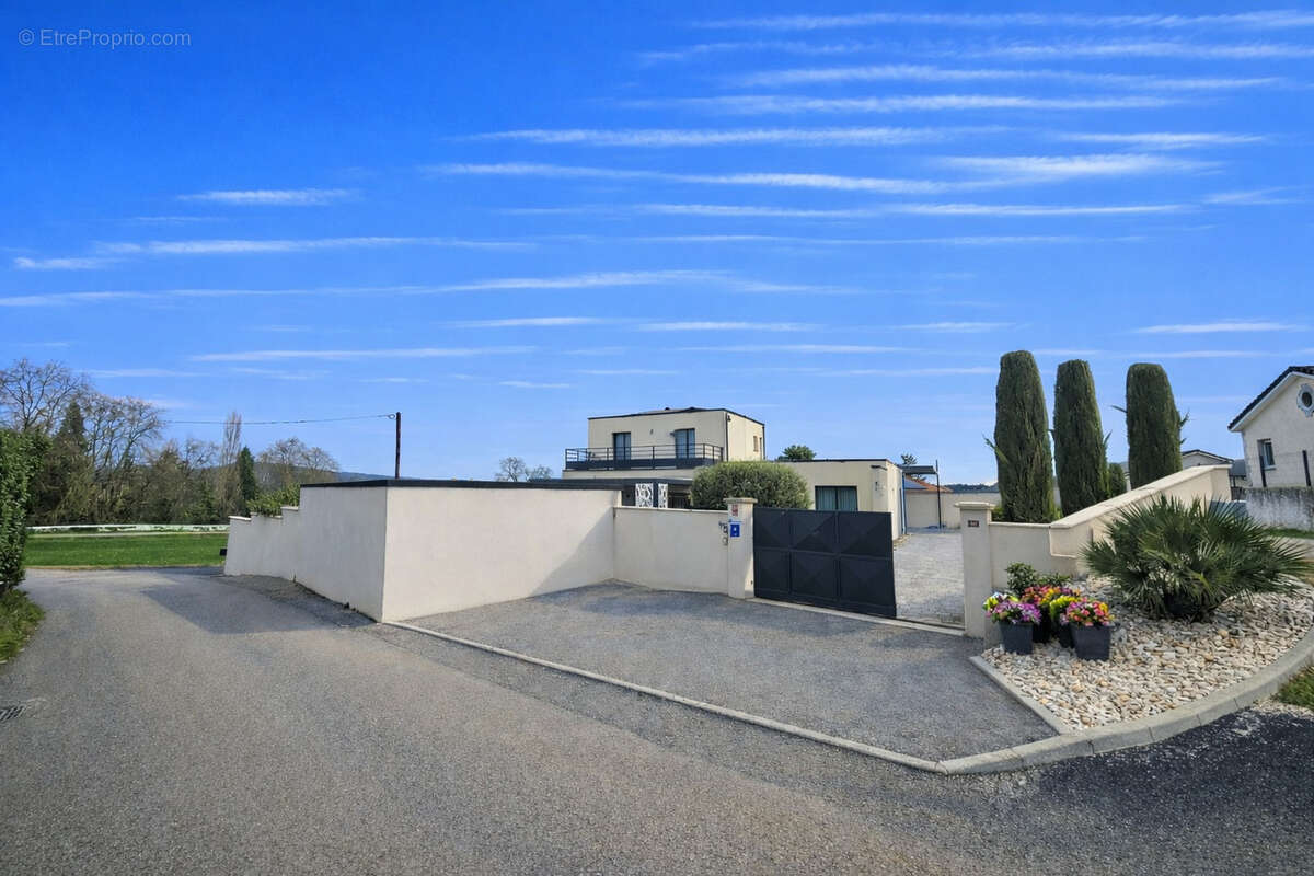 Maison à SAINT-VALLIER