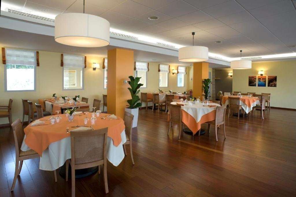 INVESTISSEMENT LOCATIF  Orthez  Résidence Seniors Domitys Les Clés d'Or  6,02 % de rentabilité - photo 7
