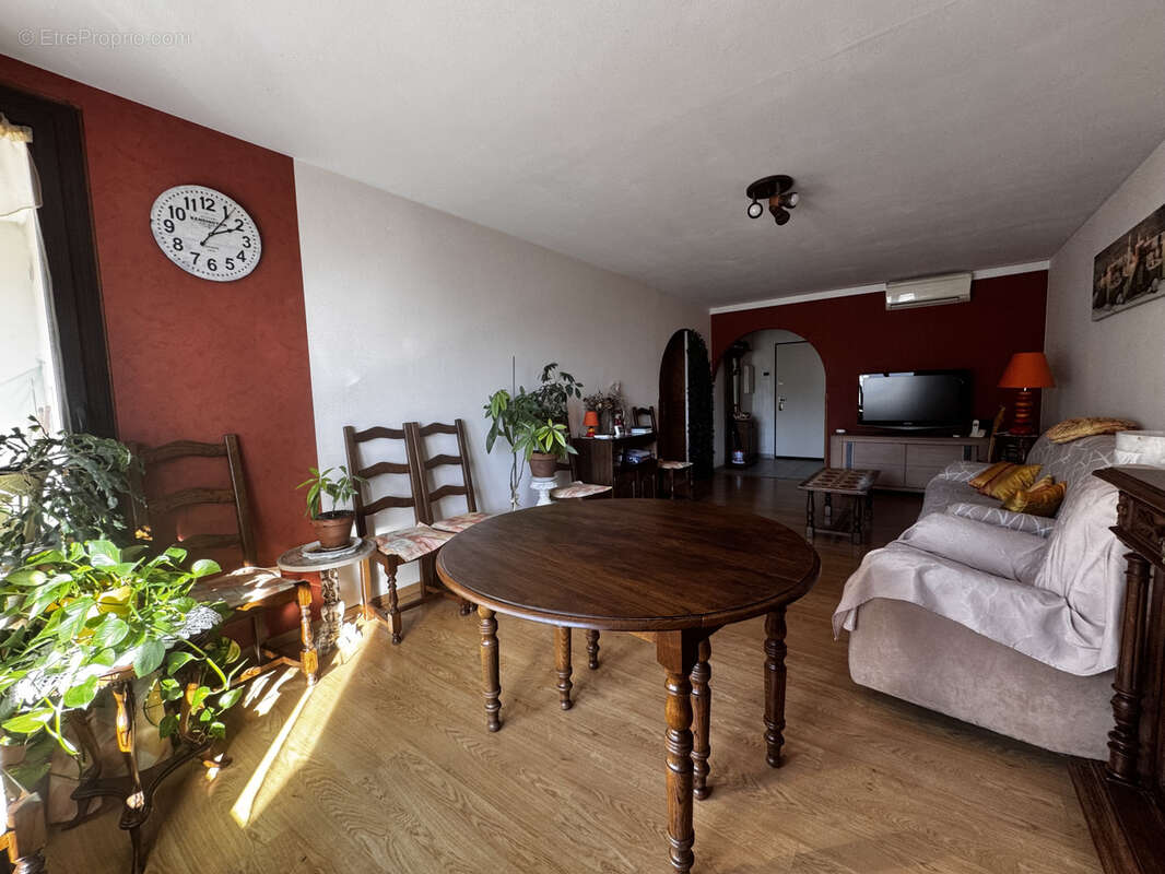 Appartement à MEYLAN