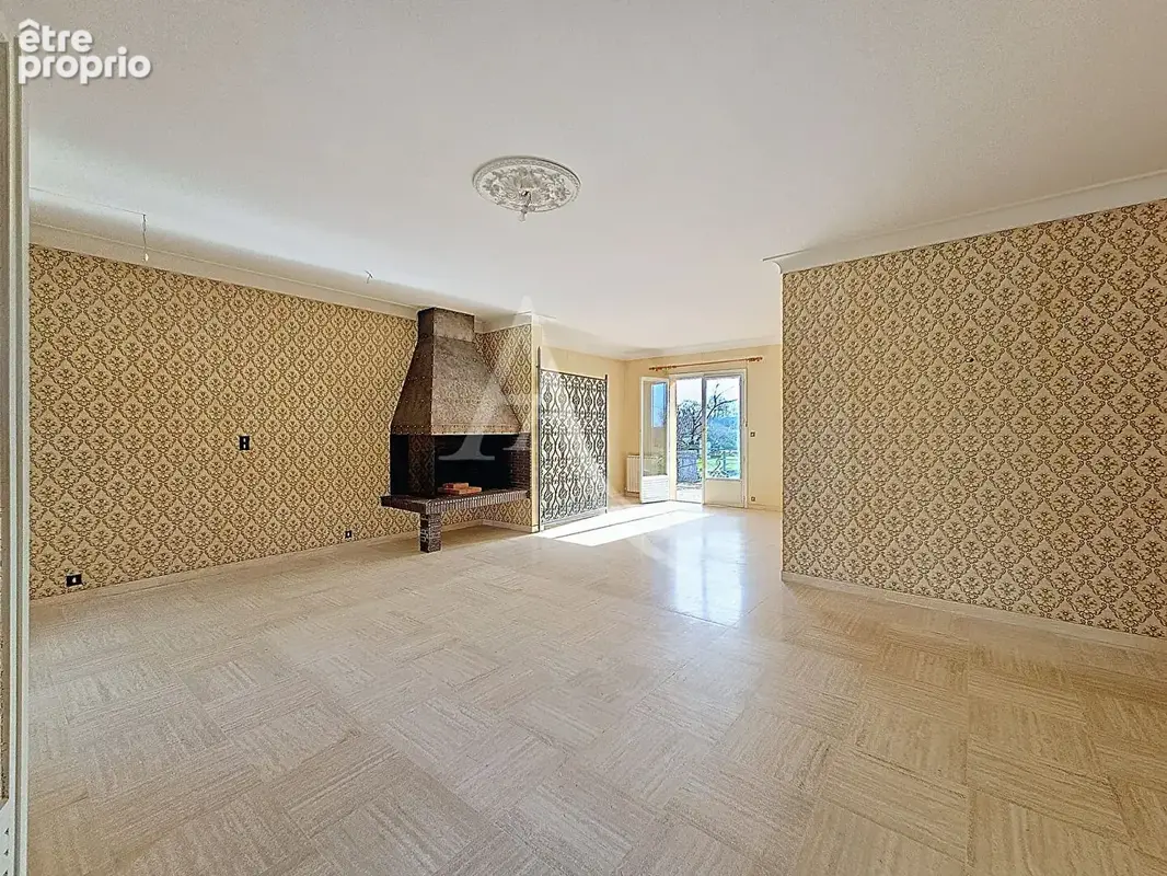 Castelmaurou, villa T5 sur une parcelle de 1800m2 - photo 5