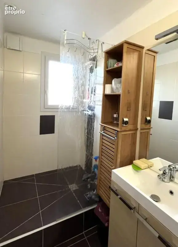 ARINTHOD - Maison individuelle avec terrain, garage et  3 chambres - photo 5