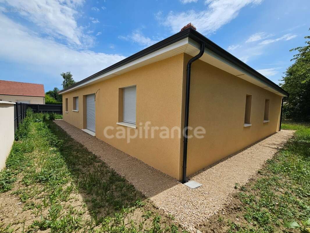 A vendre à Demigny (71) maison neuve de 134 m² 6 pièces 4 chambres 593 m² de terrain ! - photo 13