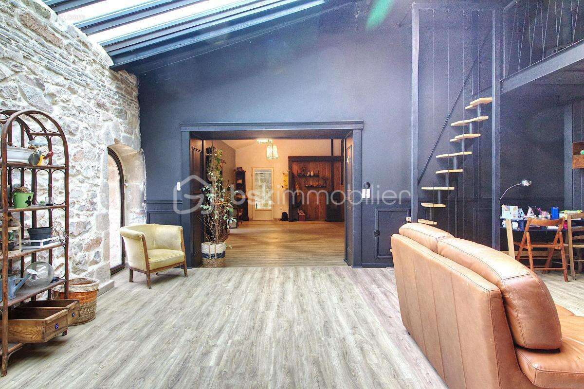 Appartement à LUNEL