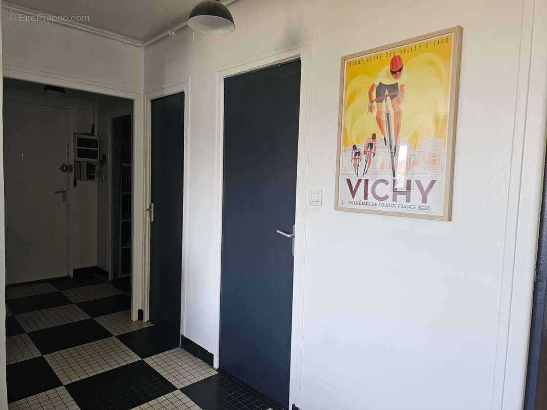 Appartement vichy avec garage - photo 4