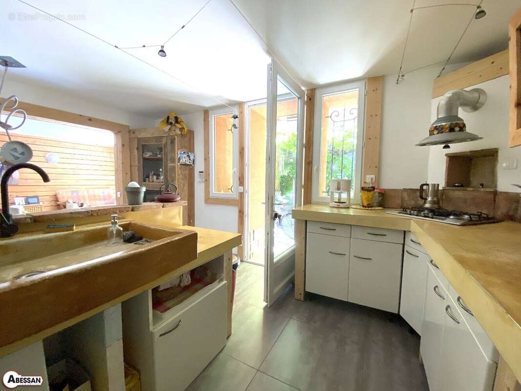 Maison 145 m² à Ales  - photo 6