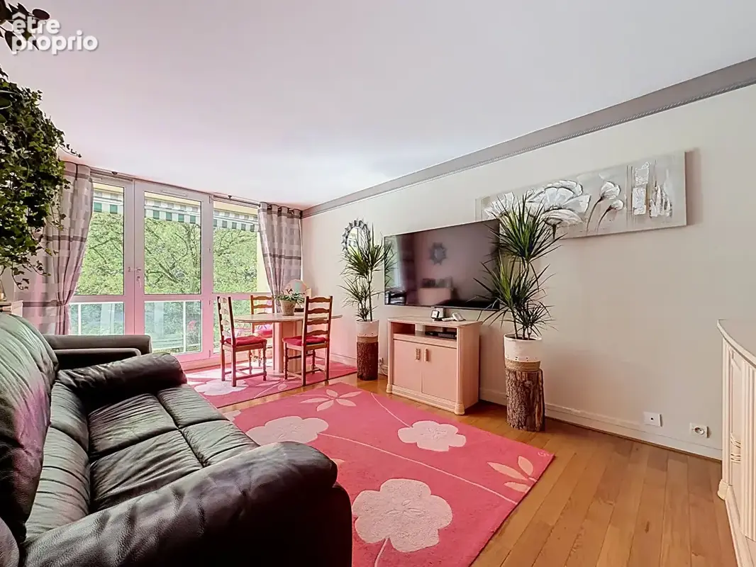 Photo Appartement à Maurepas au prix de 193 000€