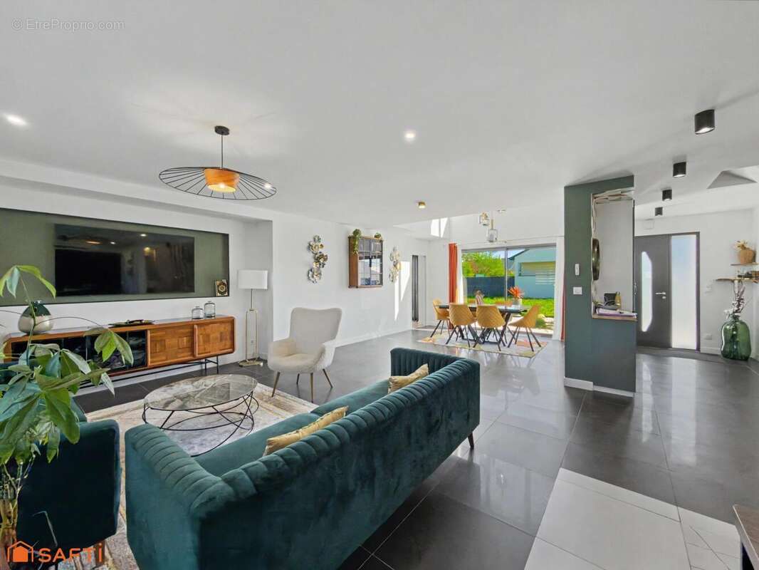 Photo 7 - Maison à NEUVILLE-SUR-SARTHE