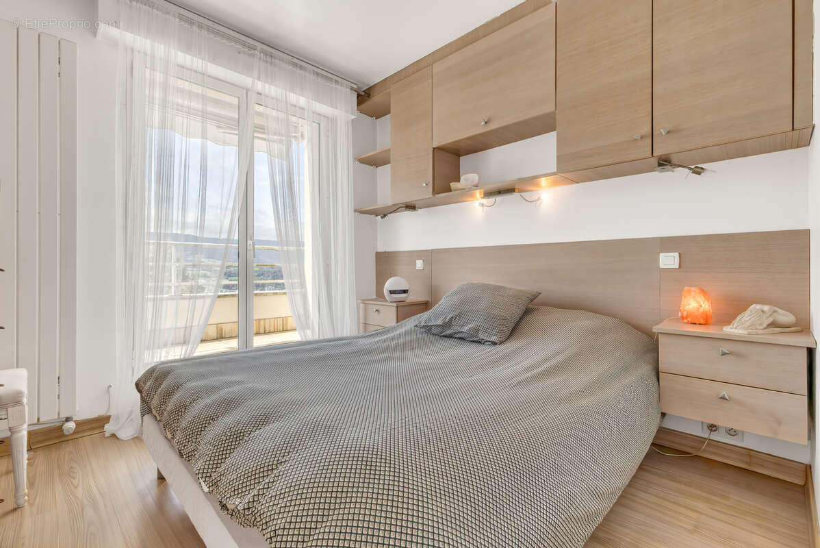 Appartement à JACOB-BELLECOMBETTE