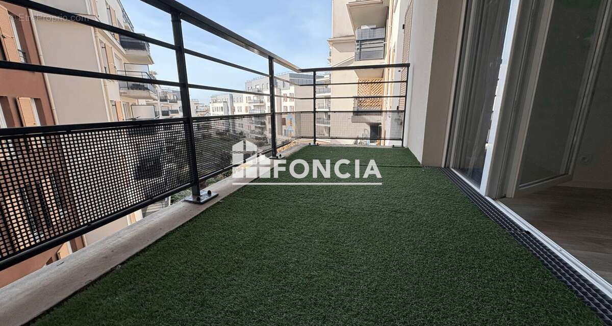 Appartement à ERAGNY
