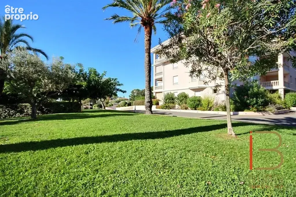 Saint-Raphaël plateau notre dame 2P avec terrasse - jardin, parkings, garage et cave. Piscine. Exclusivité - photo 15