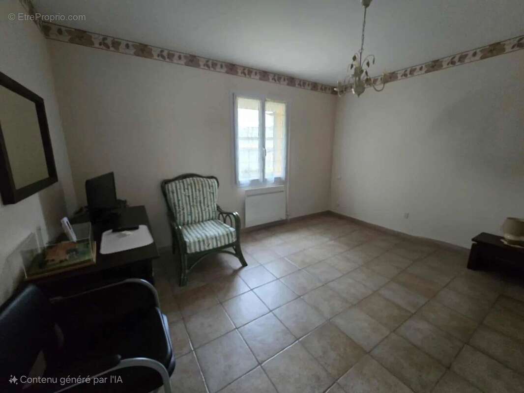 Maison à LE CANNET-DES-MAURES