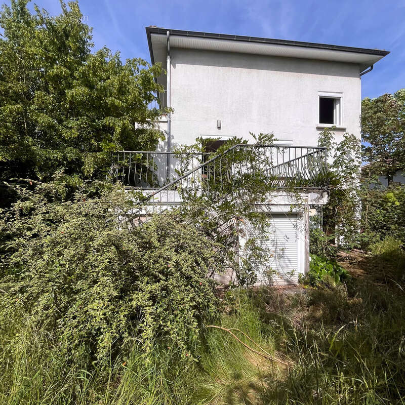 Maison à YZEURE