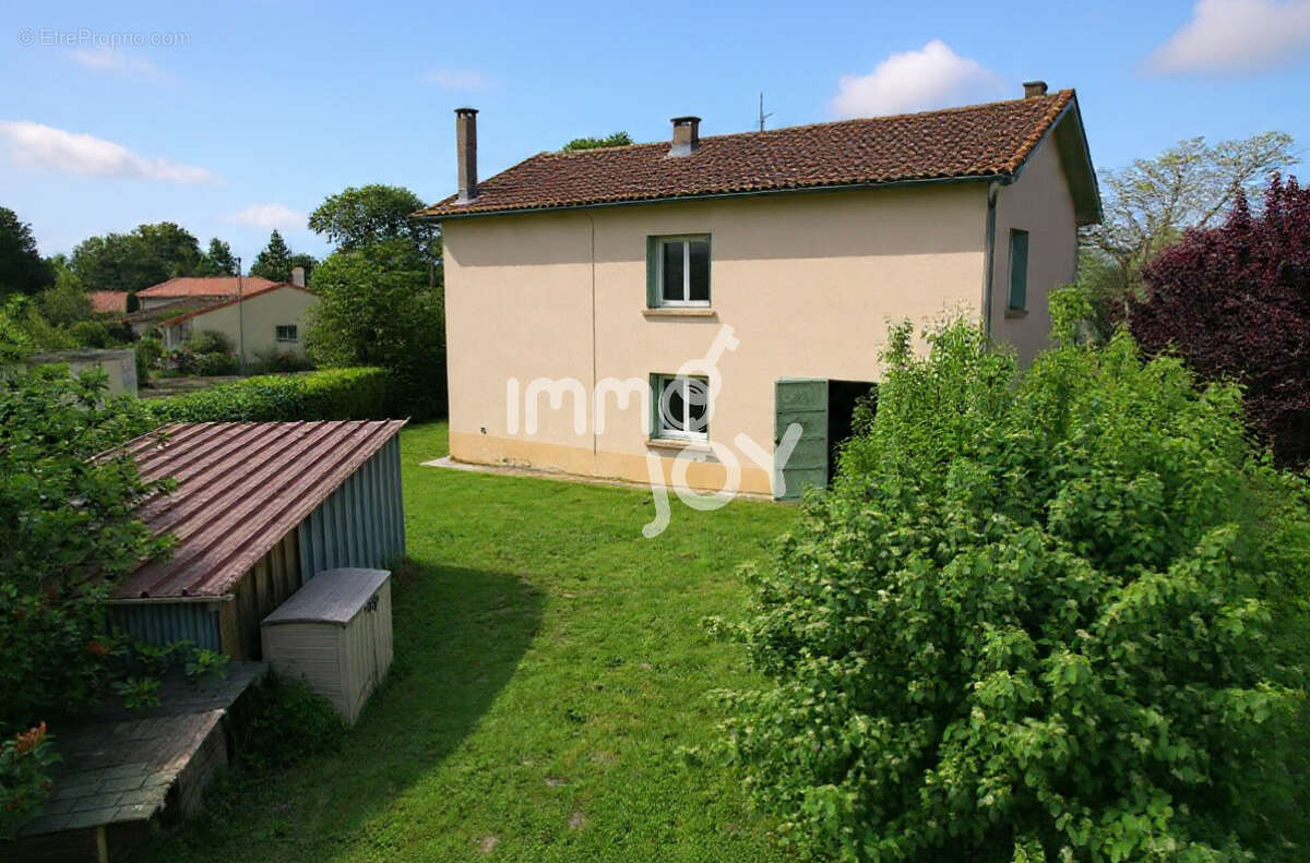 Maison à AUZEVILLE-TOLOSANE