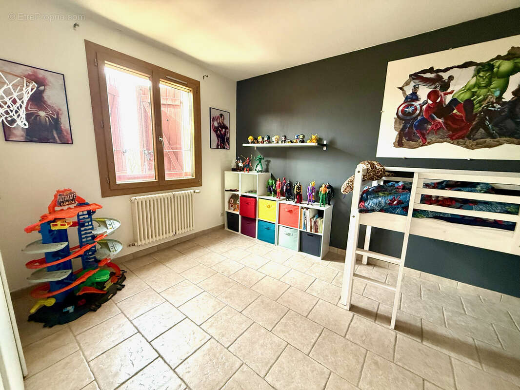 Maison à MONDRAGON